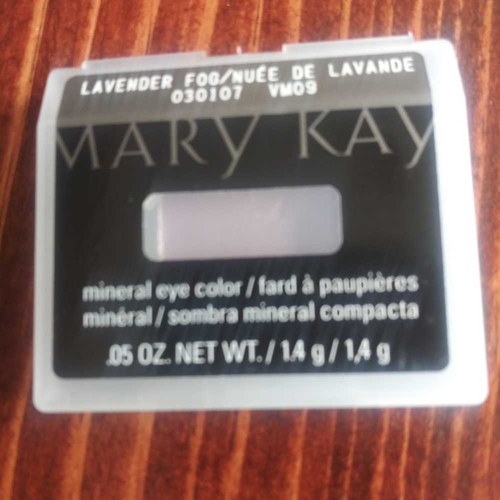 Eye shadow